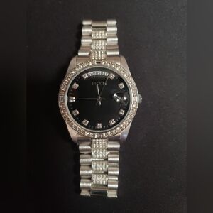 Elgin crystal & black dial watch